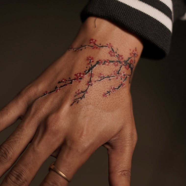 Floral Vine Hand Temporary Tattoo