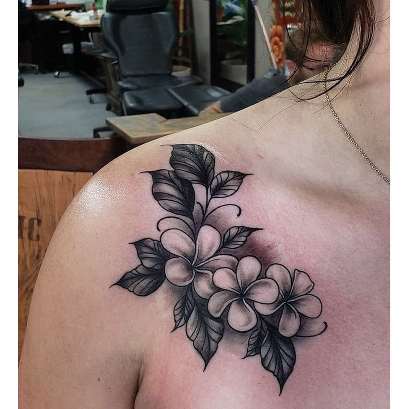 Red Flowers Temporary Tattoo – Floral Design